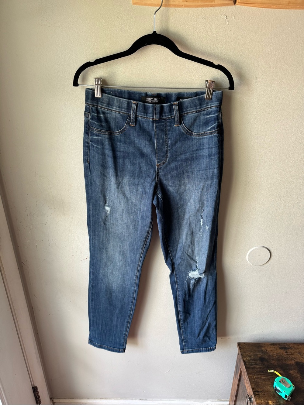 Judy Blue Distressed Pull On Boyfriend Jeans 7/28